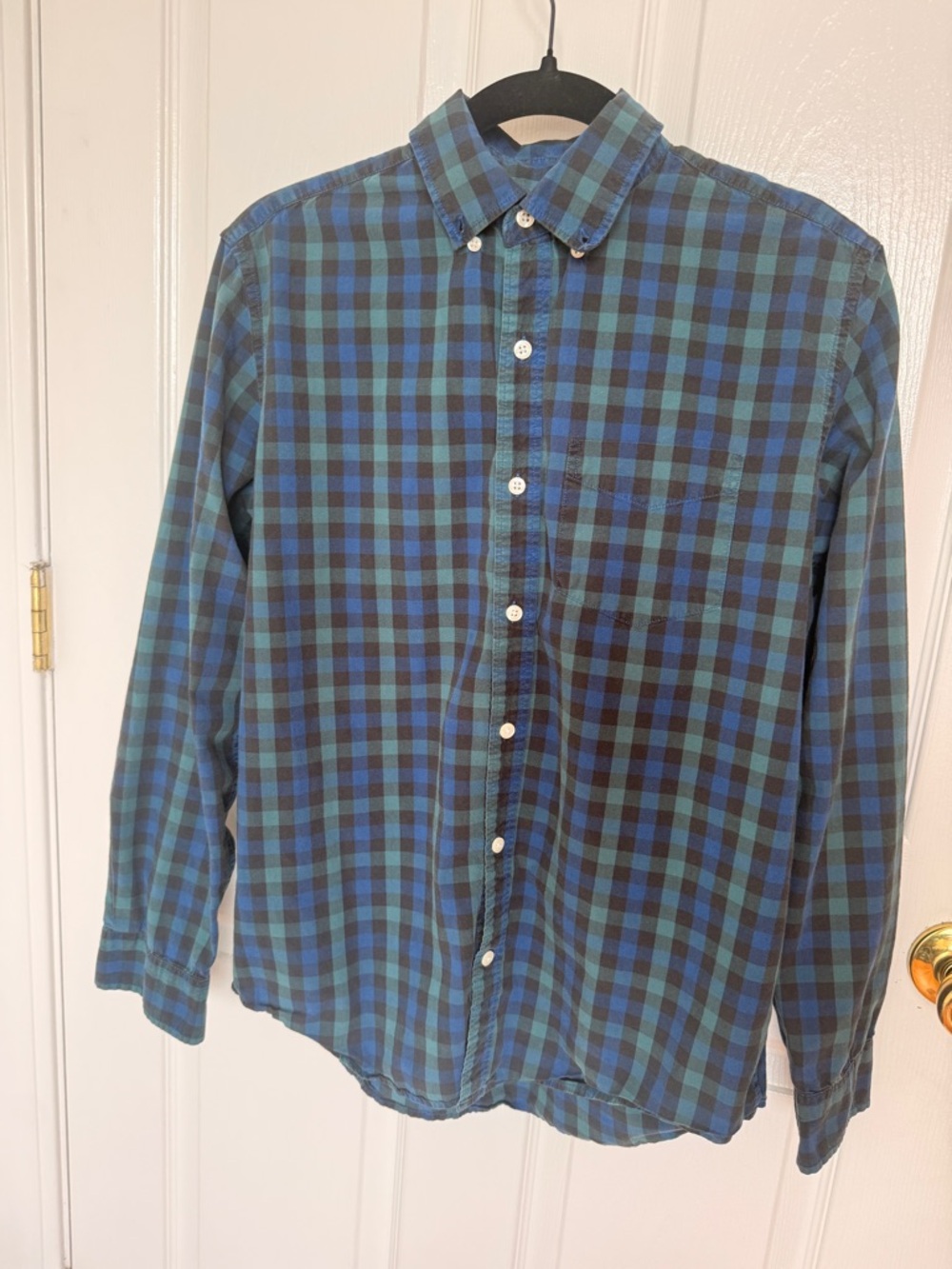 Men’s Gap button up